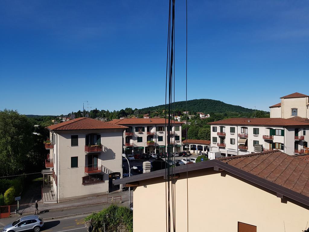 شقة Albese Con Cassano  في Casa Elena المظهر الخارجي الصورة