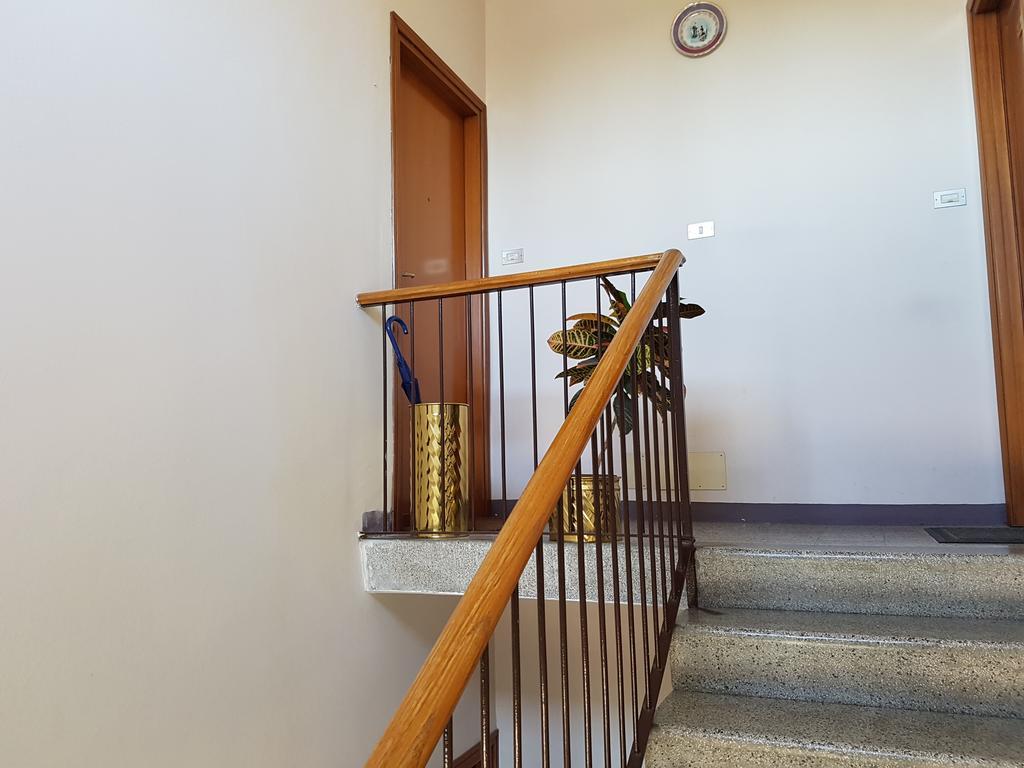 شقة Albese Con Cassano  في Casa Elena المظهر الخارجي الصورة