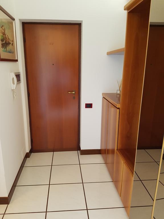 شقة Albese Con Cassano  في Casa Elena المظهر الخارجي الصورة
